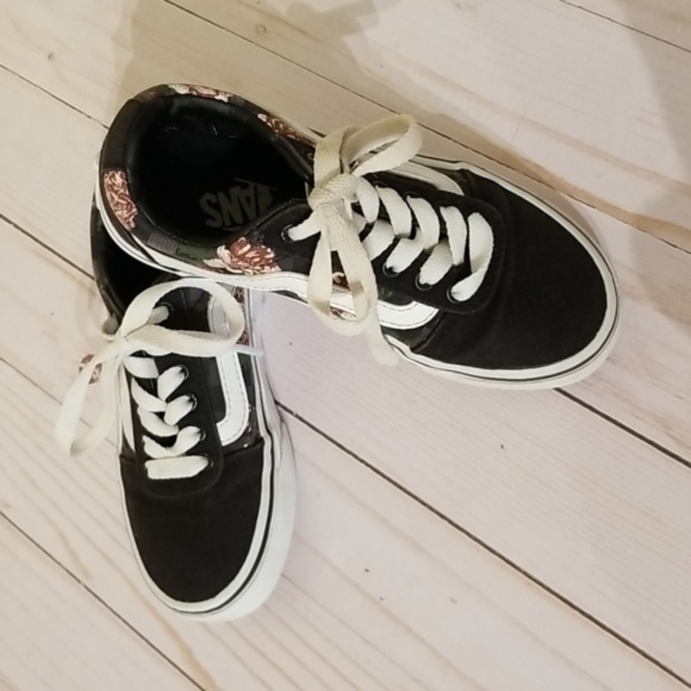 Van's off the wall shoes size 11‎